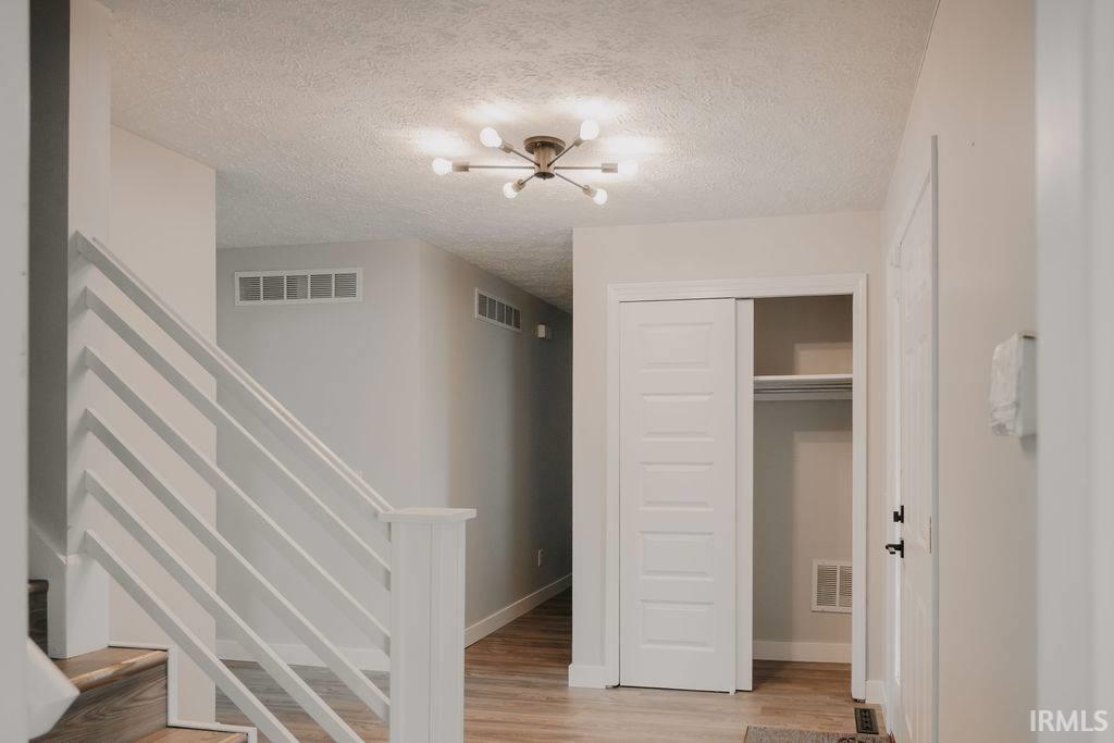 4346 Centennial Drive Bloomington, IN 47404 - Photo 2 of 36