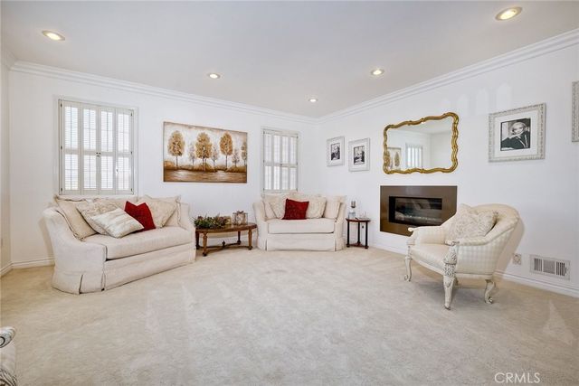 $3,250,000 | 334 Loma Larga Drive, Solana Beach, CA 92075