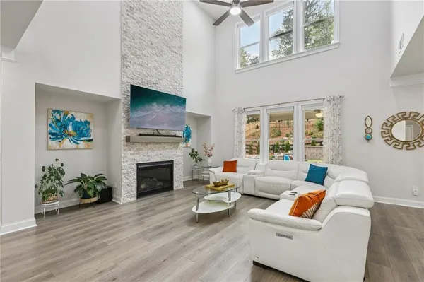 $1,088,001 | 1985 Brannon Heard Lane, Cumming, GA 30041