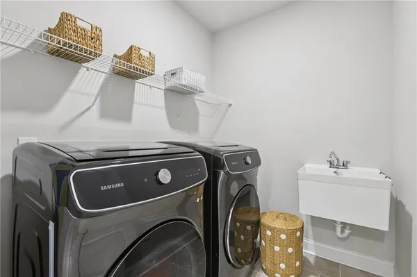 $1,088,001 | 1985 Brannon Heard Lane, Cumming, GA 30041