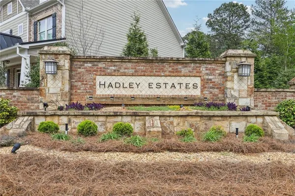 $1,088,001 | 1985 Brannon Heard Lane, Cumming, GA 30041