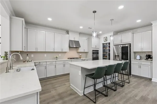 $1,088,001 | 1985 Brannon Heard Lane, Cumming, GA 30041