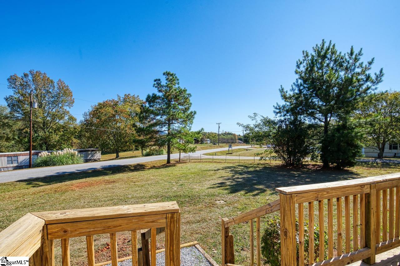 385 Duncan Road Travelers Rest, SC 29690 - Photo 6 of 36 Gallery Image 6