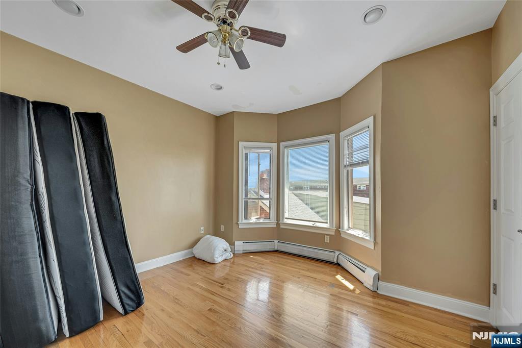 4 8th Street, Unit A Fairview, NJ 07022 - Photo 23 of 35