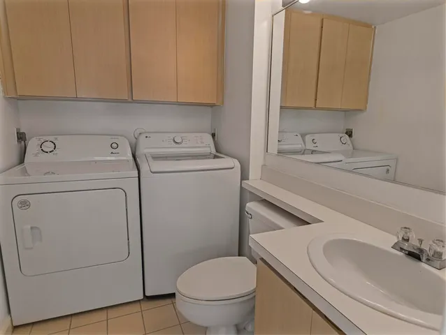 $299,900 | 1923 Stratford Way, West Palm Beach, FL 33409