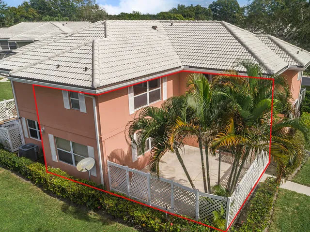 $299,900 | 1923 Stratford Way, West Palm Beach, FL 33409