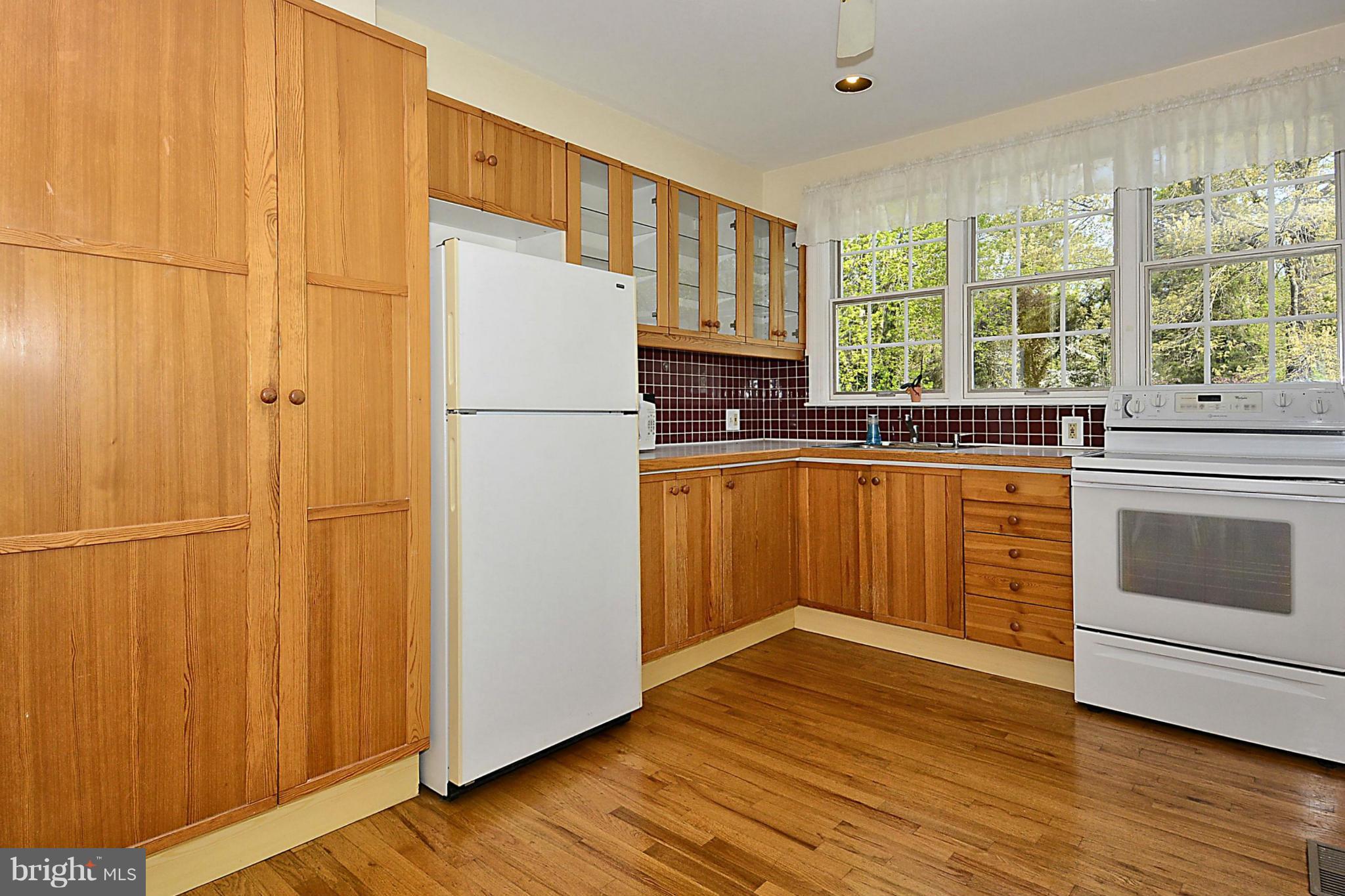 626 Burley Road Annapolis, MD 21409 - Photo 8 of 29 Kitchen