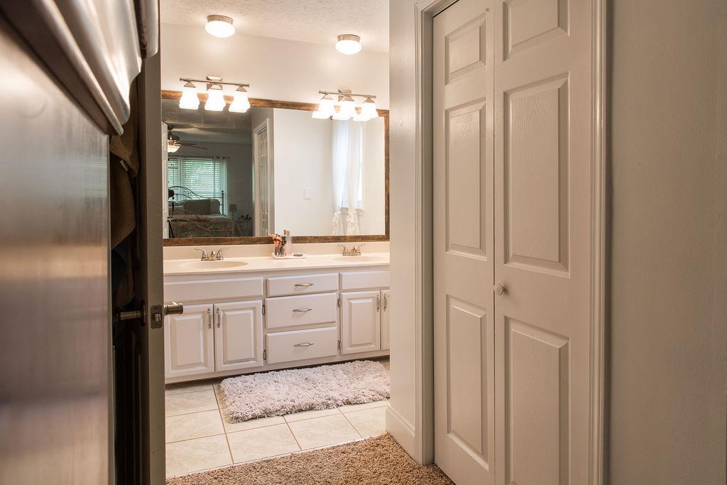 1085 Kathryn Road Mount Juliet, TN 37122 - Photo 11 of 25 Another view of master bath