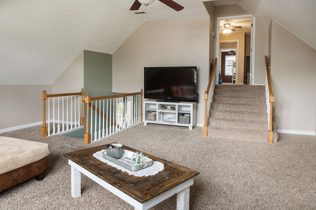 1085 Kathryn Road Mount Juliet, TN 37122 - Photo 13 of 25 Another view of bonus room, convenient to the kitchen.
