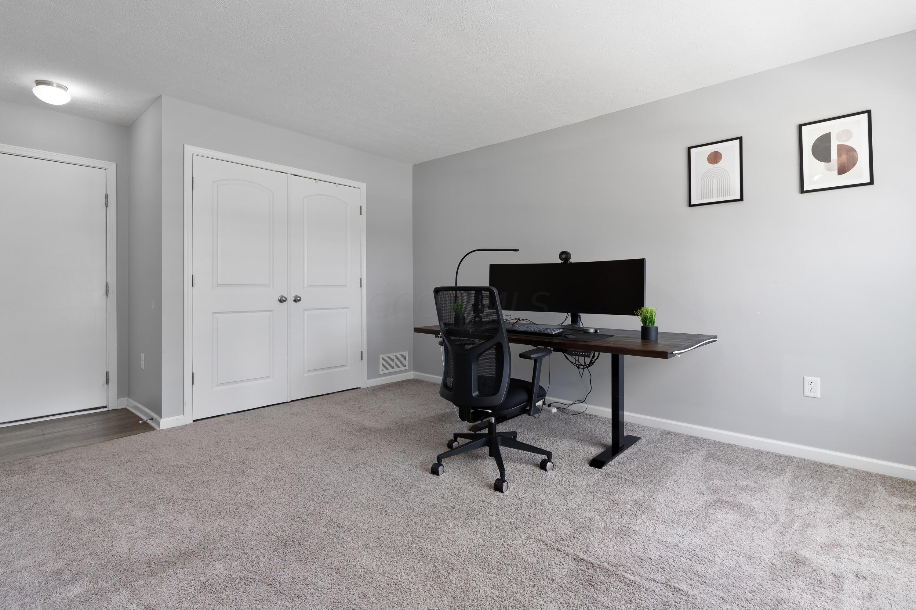 487 Autumn Ridge Circle Pickerington, OH 43147 - Photo 5 of 32 This room features a closet as well