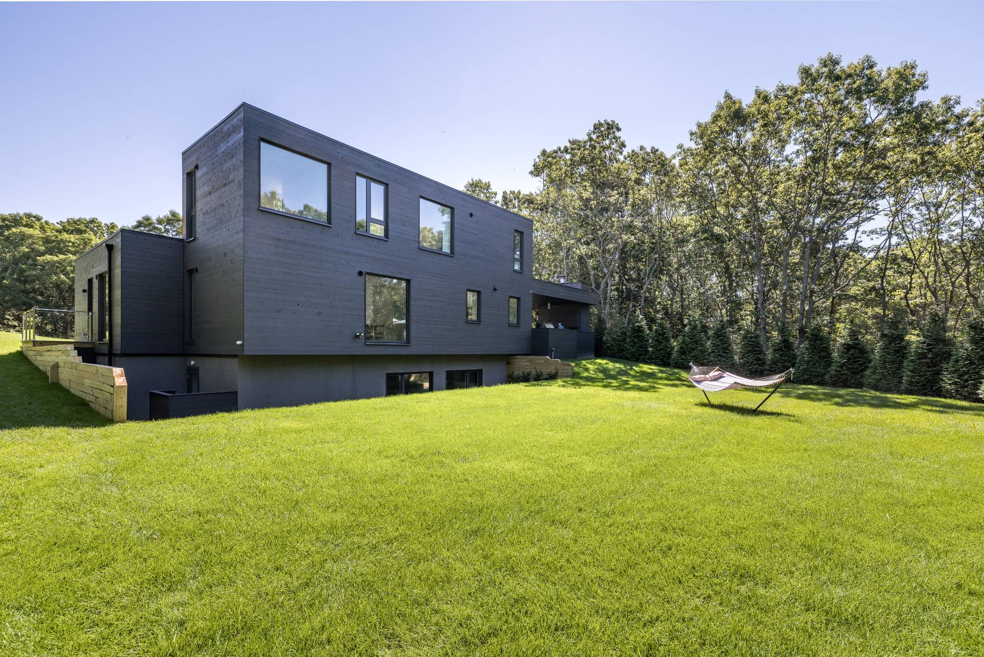 5 Birdie Lane East Hampton, NY 11937 - Photo 25 of 26 Gallery Image 25