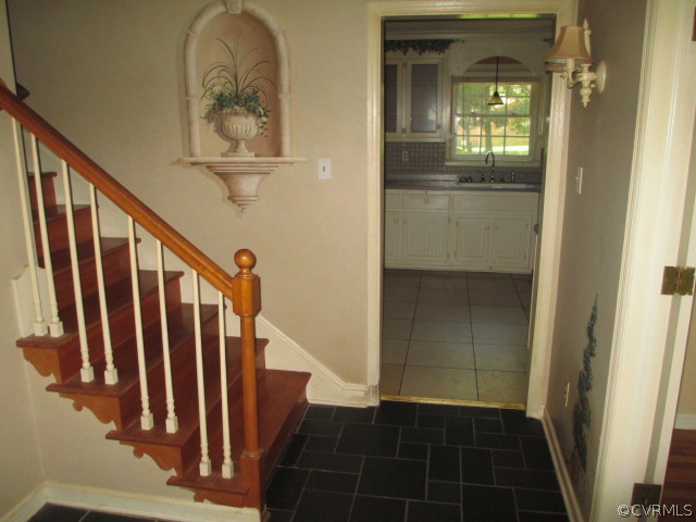 307 Meadowville Road Chester, VA 23836 - Photo 2 of 14