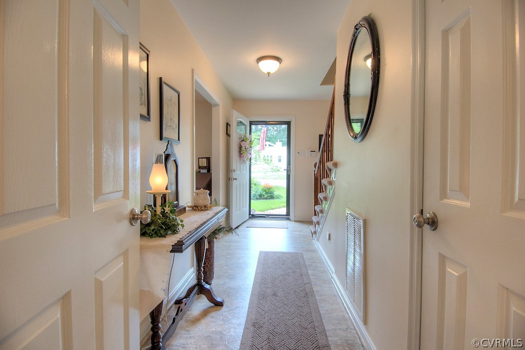 2055 Esquire Road North Chesterfield, VA 23235 - Photo 17 of 39 Gallery Image 17