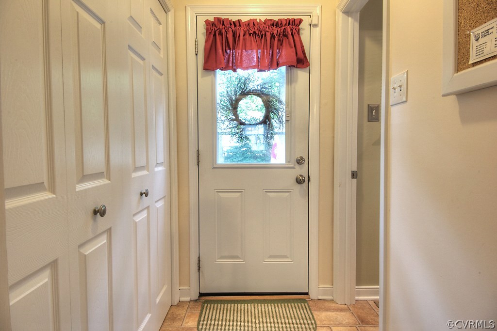 2055 Esquire Road North Chesterfield, VA 23235 - Photo 24 of 39 Gallery Image 24