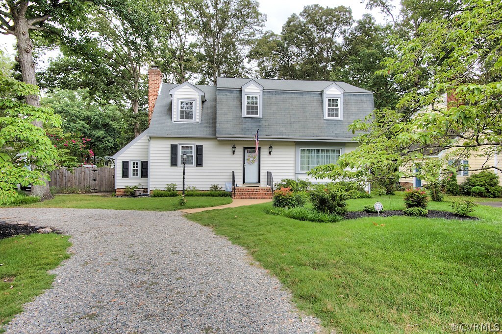 2055 Esquire Road North Chesterfield, VA 23235 - Photo 3 of 39 Gallery Image 3