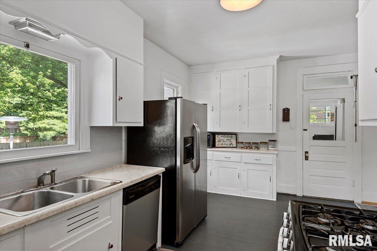 2019 Noble Avenue Springfield, IL 62704 - Photo 17 of 40 Gallery Image 17