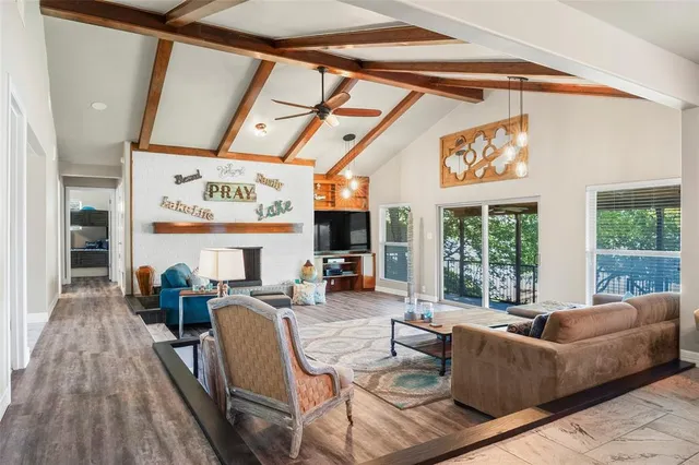 a view of yard from a balcony