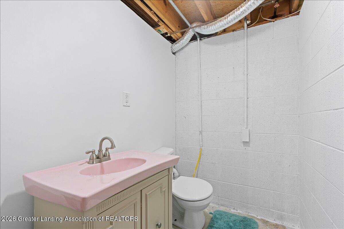 1628 West Herbison Road Dewitt, MI 48820 - Photo 28 of 40