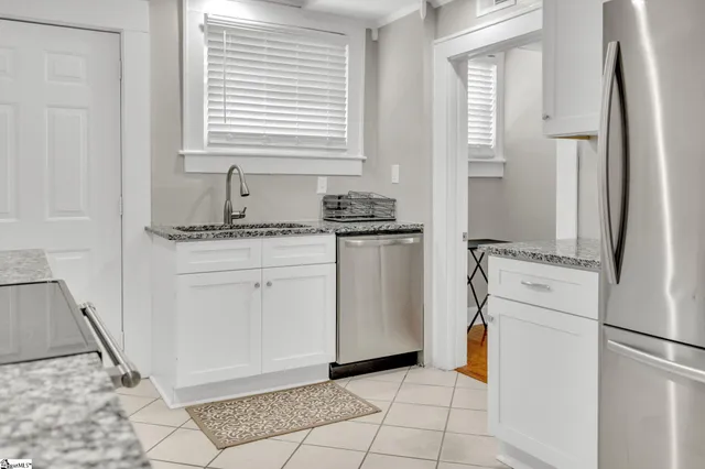 $2,000 | 801 East North Street, Unit 1, Greenville, SC 29601