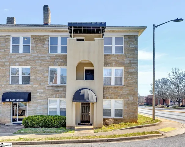 $2,000 | 801 East North Street, Unit 1, Greenville, SC 29601