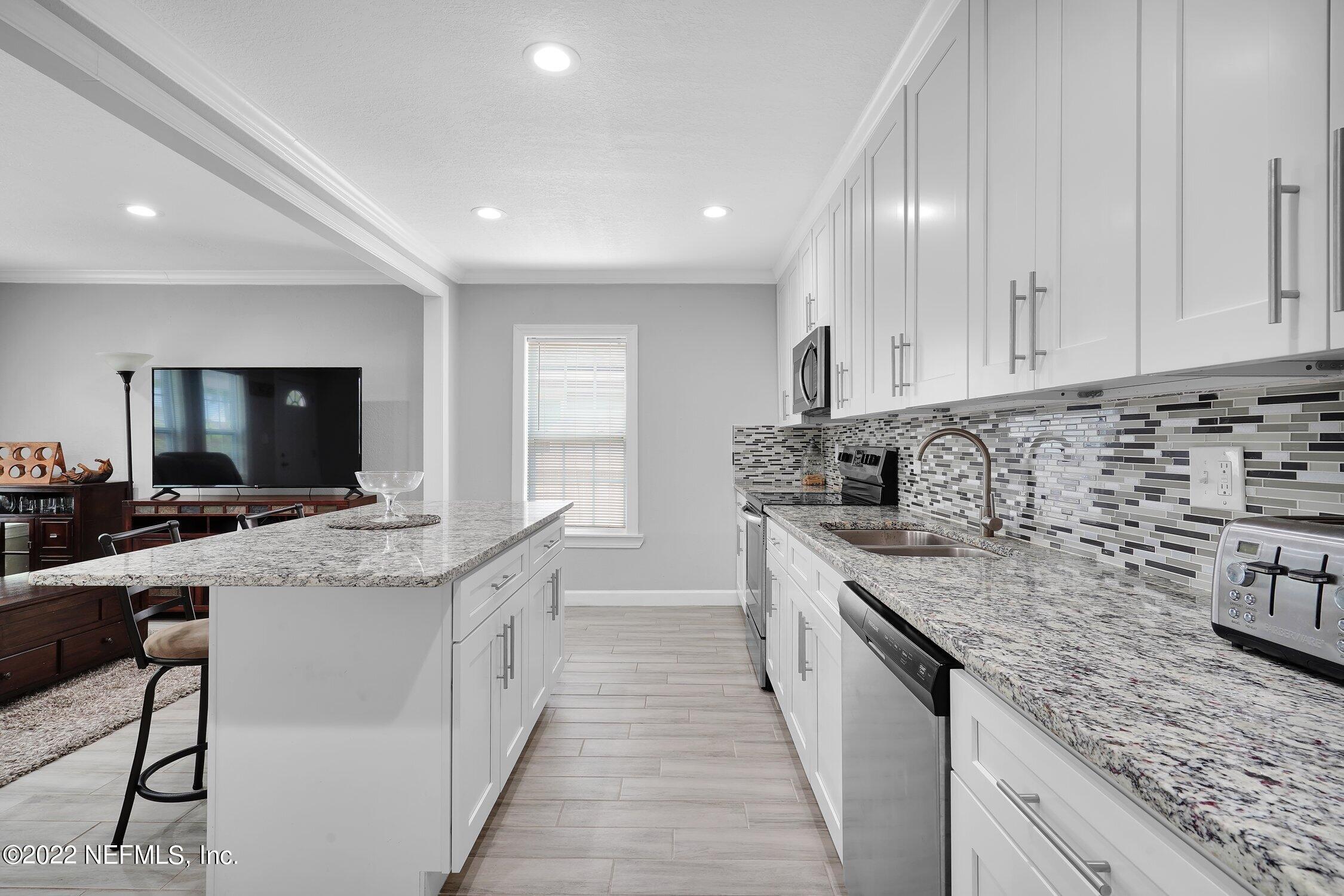 4628 Manchester Road Jacksonville, FL 32210 - Photo 11 of 26 011-4628ManchesterRoad-Jacksonville-FL-3