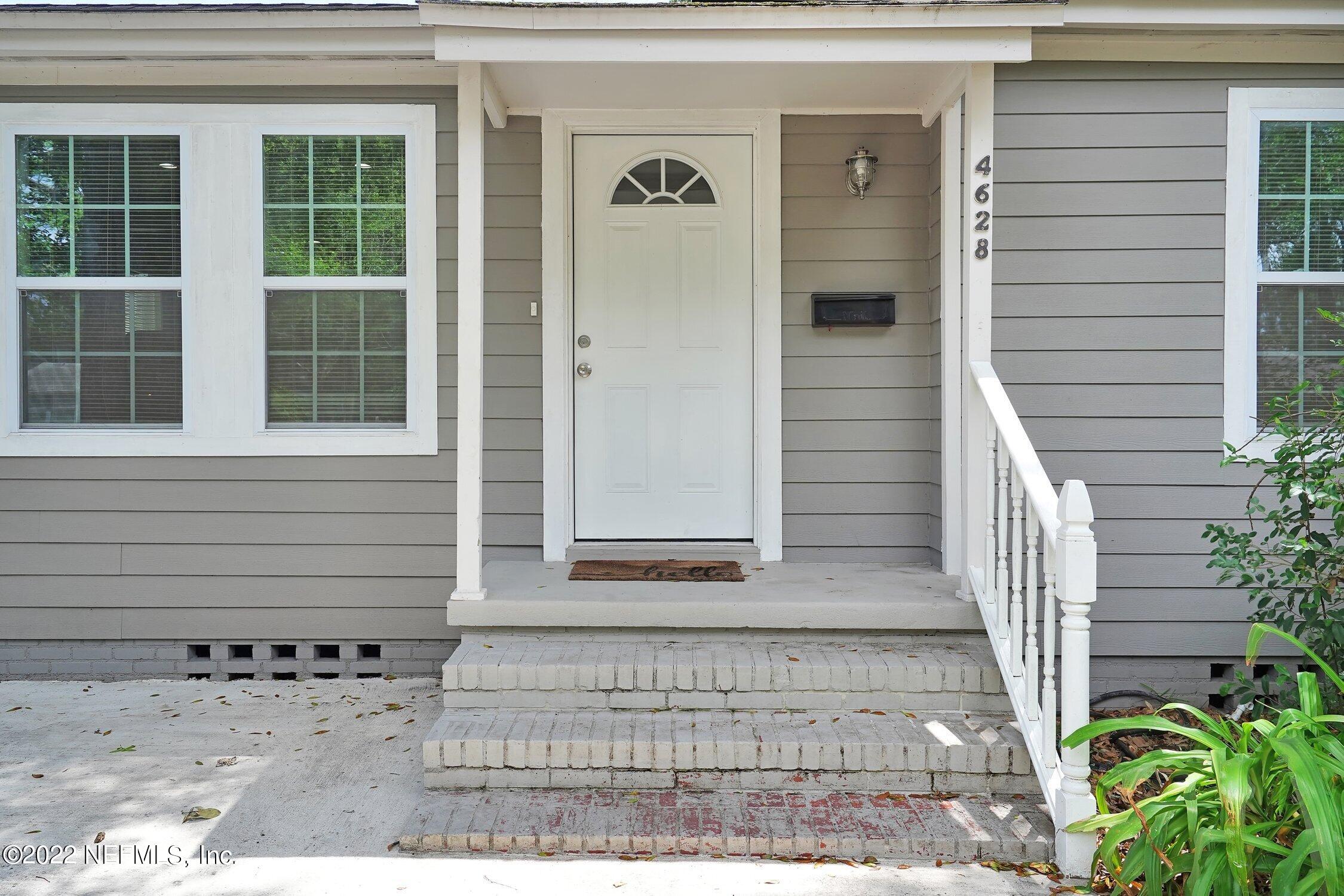 4628 Manchester Road Jacksonville, FL 32210 - Photo 4 of 26 004-4628ManchesterRoad-Jacksonville-FL-3