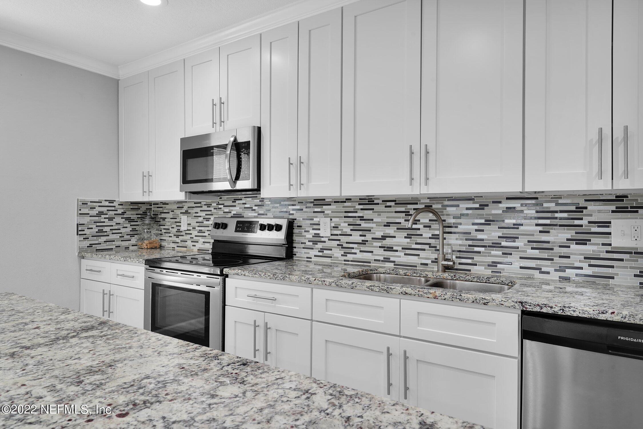 4628 Manchester Road Jacksonville, FL 32210 - Photo 10 of 26 010-4628ManchesterRoad-Jacksonville-FL-3