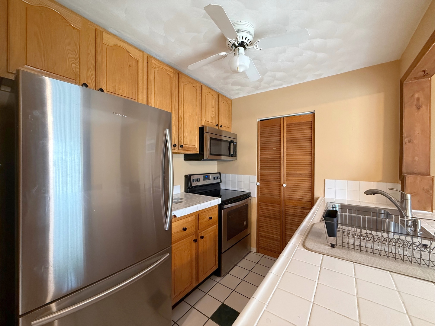 971 41st Street Moline, IL 61265 - Photo 9 of 27
