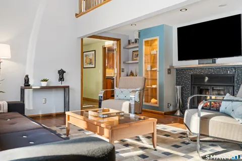 $995,000 | 1895 Long Ridge Road, Stamford, CT 06903