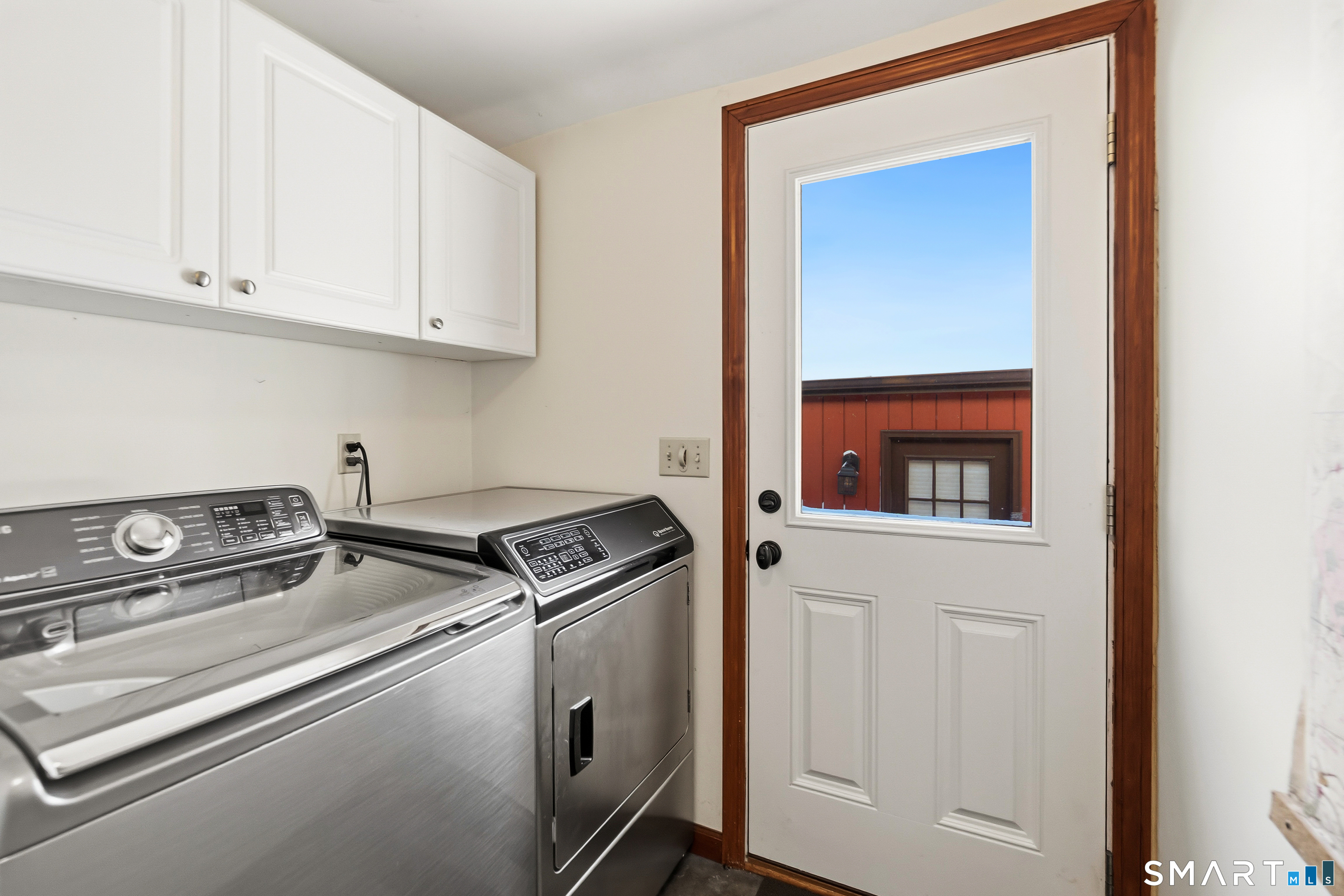 1895 Long Ridge Road Stamford, CT 06903 - Photo 9 of 33