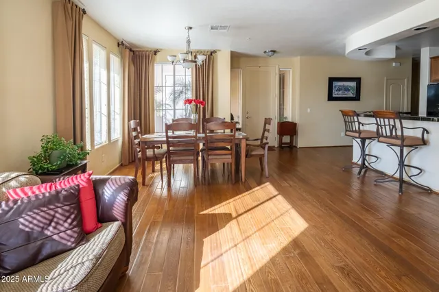 $435,000 | 10655 North 9th Street, Unit 135, Phoenix, AZ 85020