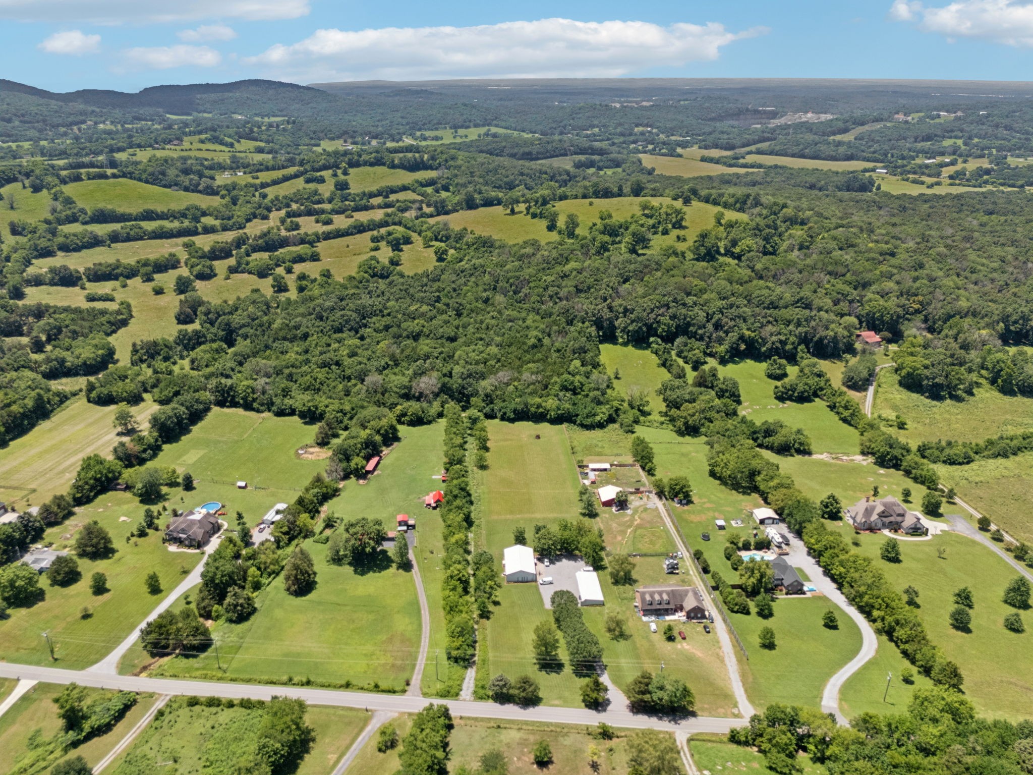 3720 Southeast Tater Peeler Road Lebanon, TN 37090 - Photo 11 of 20