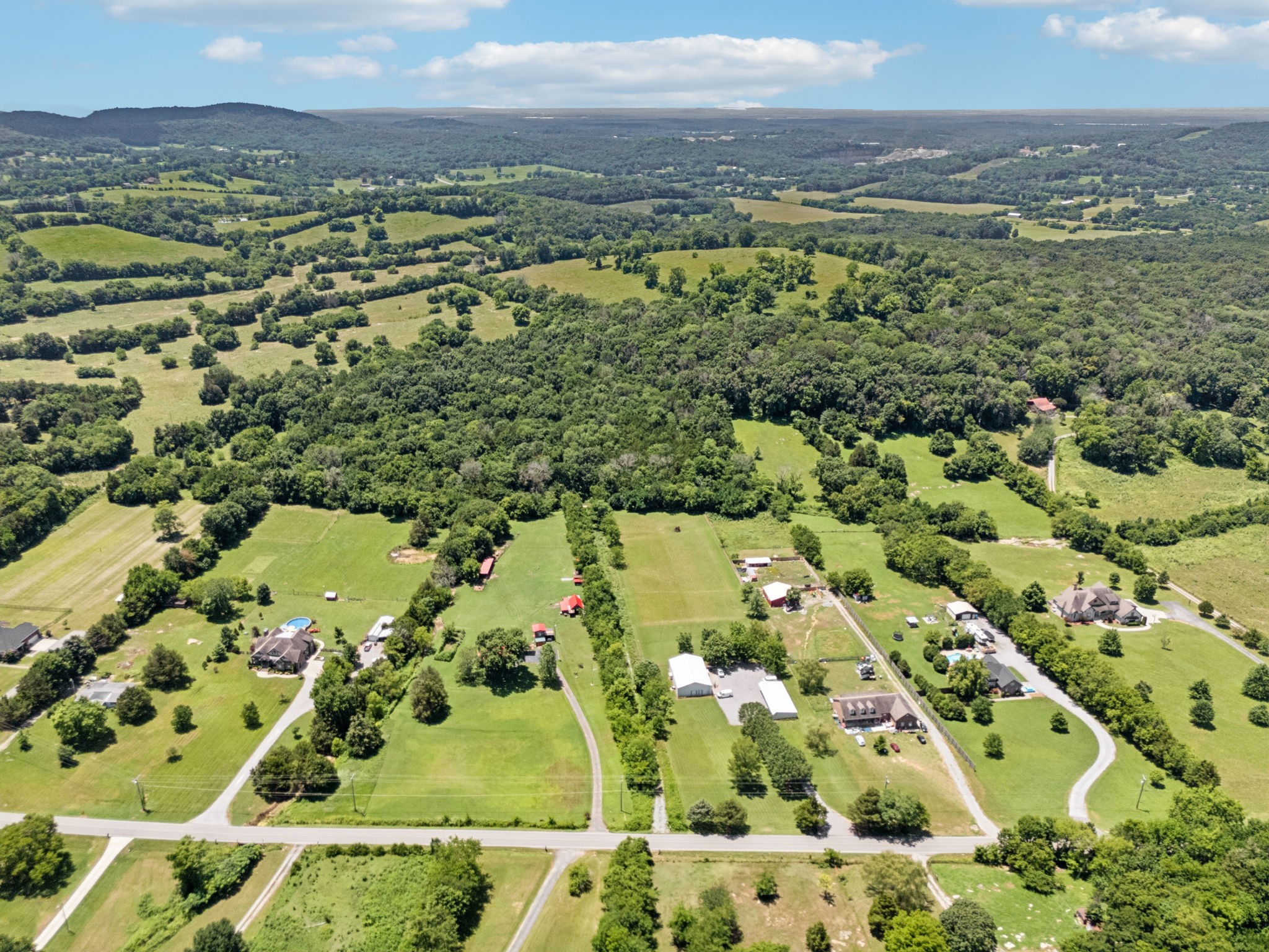 3720 Southeast Tater Peeler Road Lebanon, TN 37090 - Photo 10 of 20