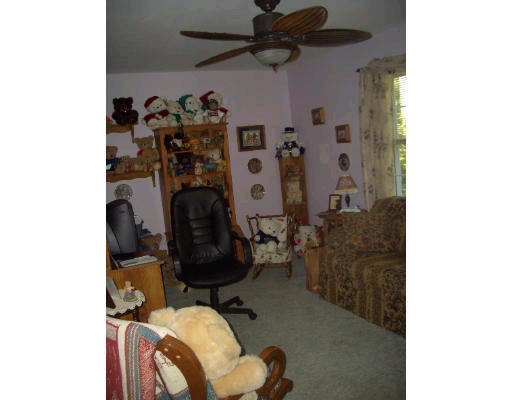 14 Churchill Road Douglas, MA 01516 - Photo 22 of 26 Gallery Image 22