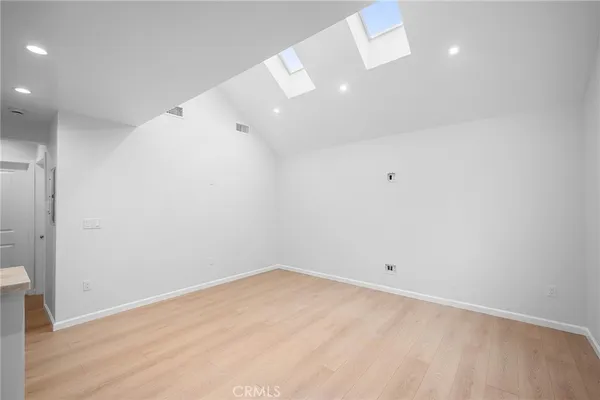 $2,700 | 3505 Rosemary Avenue, Unit A, Glendale, CA 91208