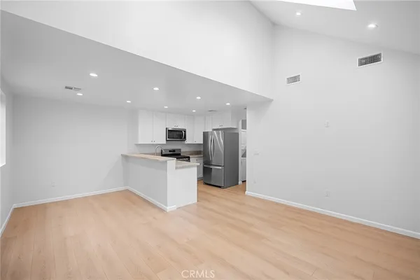 $2,700 | 3505 Rosemary Avenue, Unit A, Glendale, CA 91208