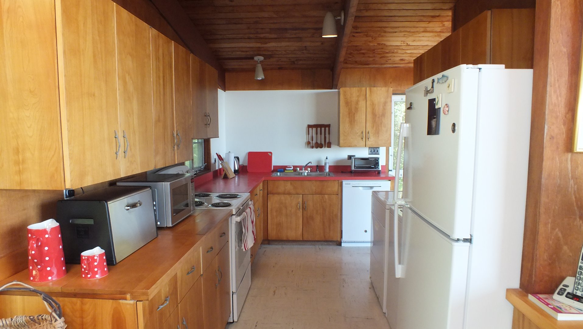 34 High Mark Road Chilmark, MA 02535 - Photo 6 of 12 Gallery Image 6
