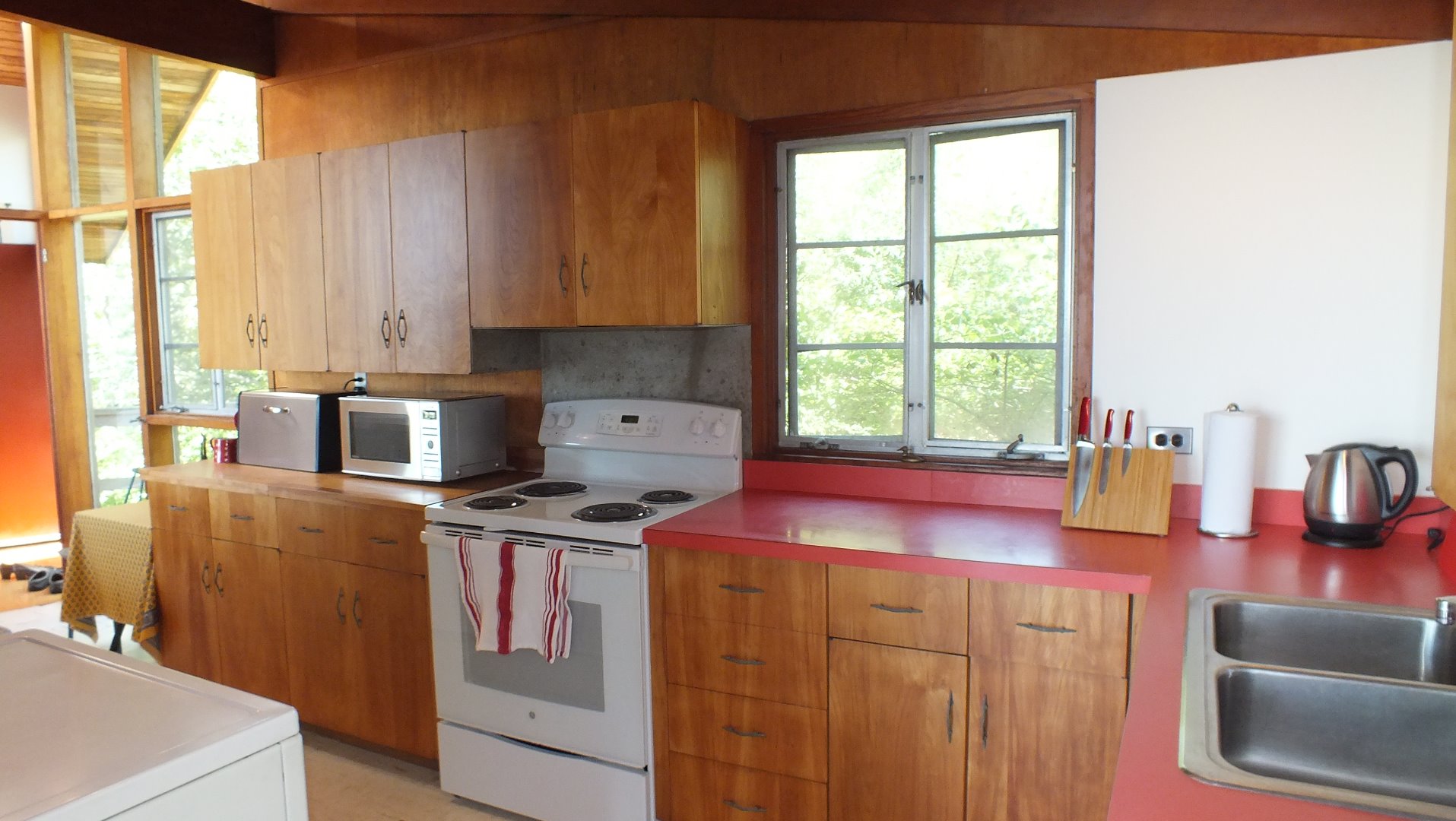 34 High Mark Road Chilmark, MA 02535 - Photo 7 of 12 Gallery Image 7