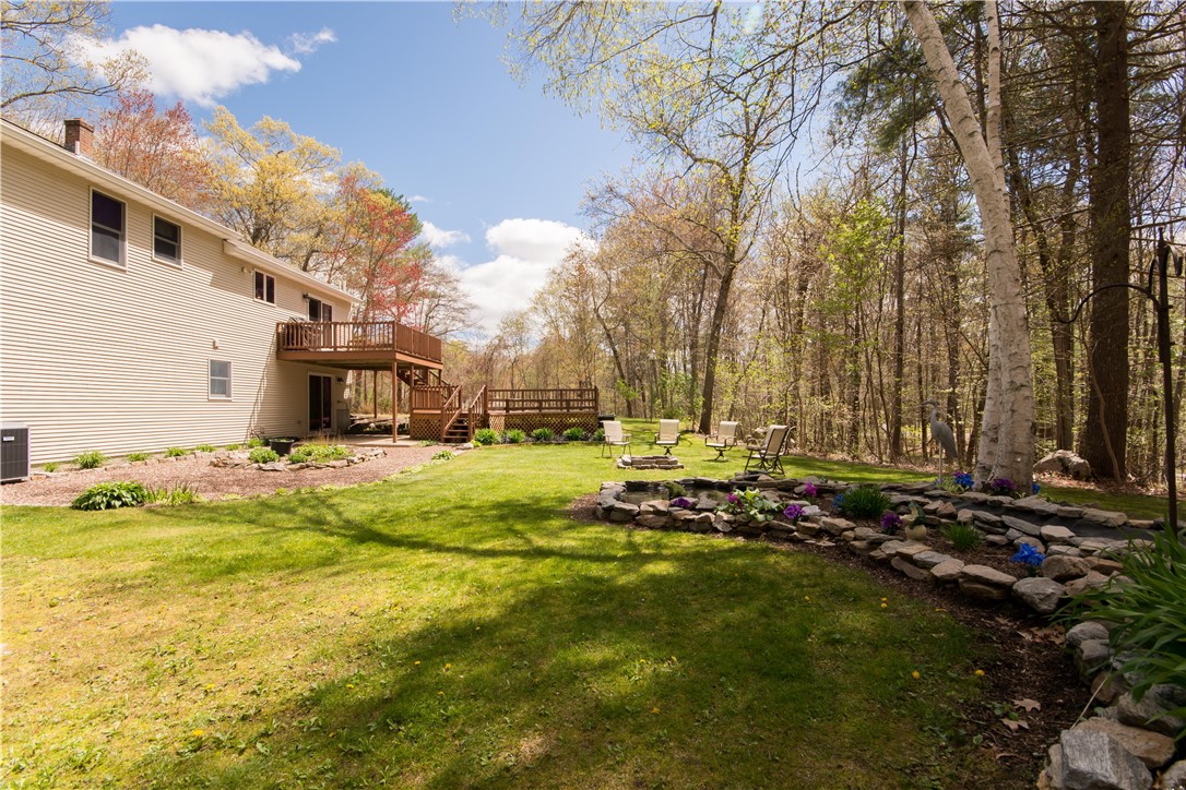 793 Hammet Road Coventry, RI 02816 - Photo 3 of 40