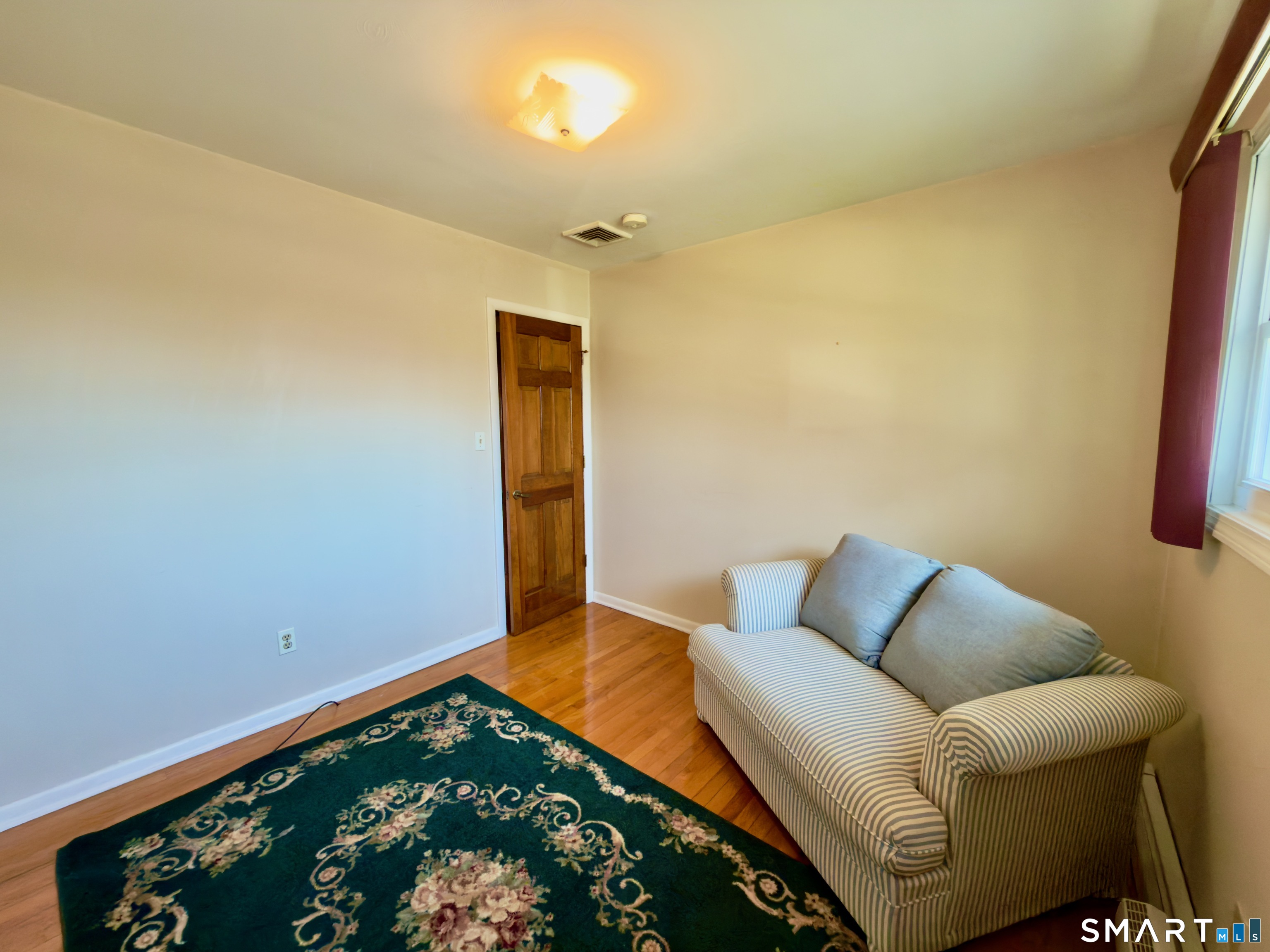25 Greenfield Avenue Waterbury, CT 06708 - Photo 20 of 37