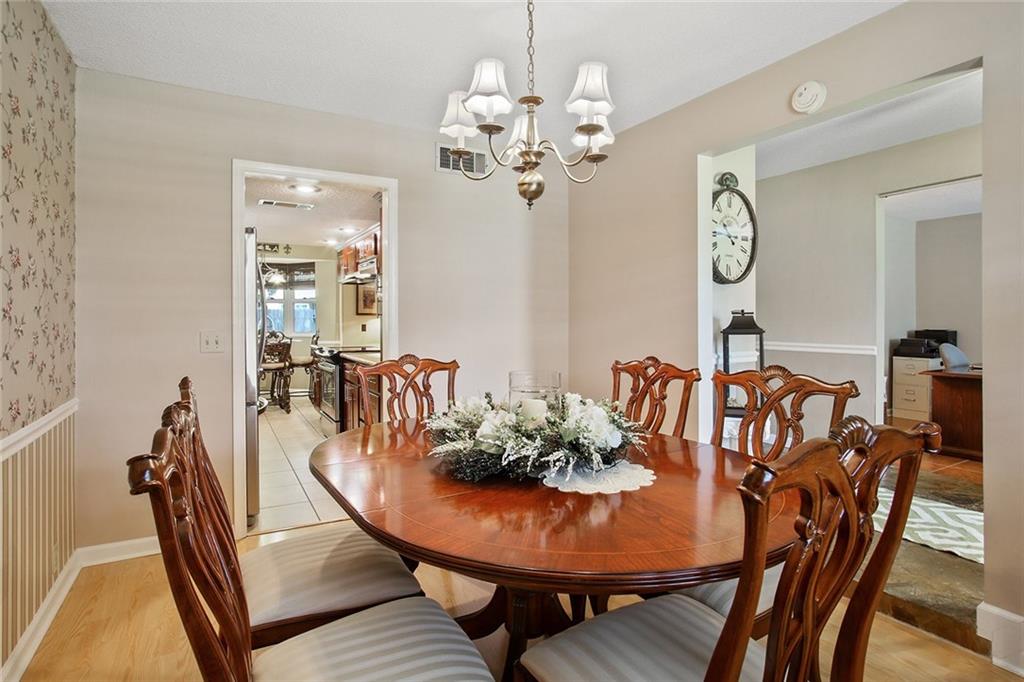 524 Lynnmeade Road Gretna, LA 70056 - Photo 8 of 21 Gallery Image 8