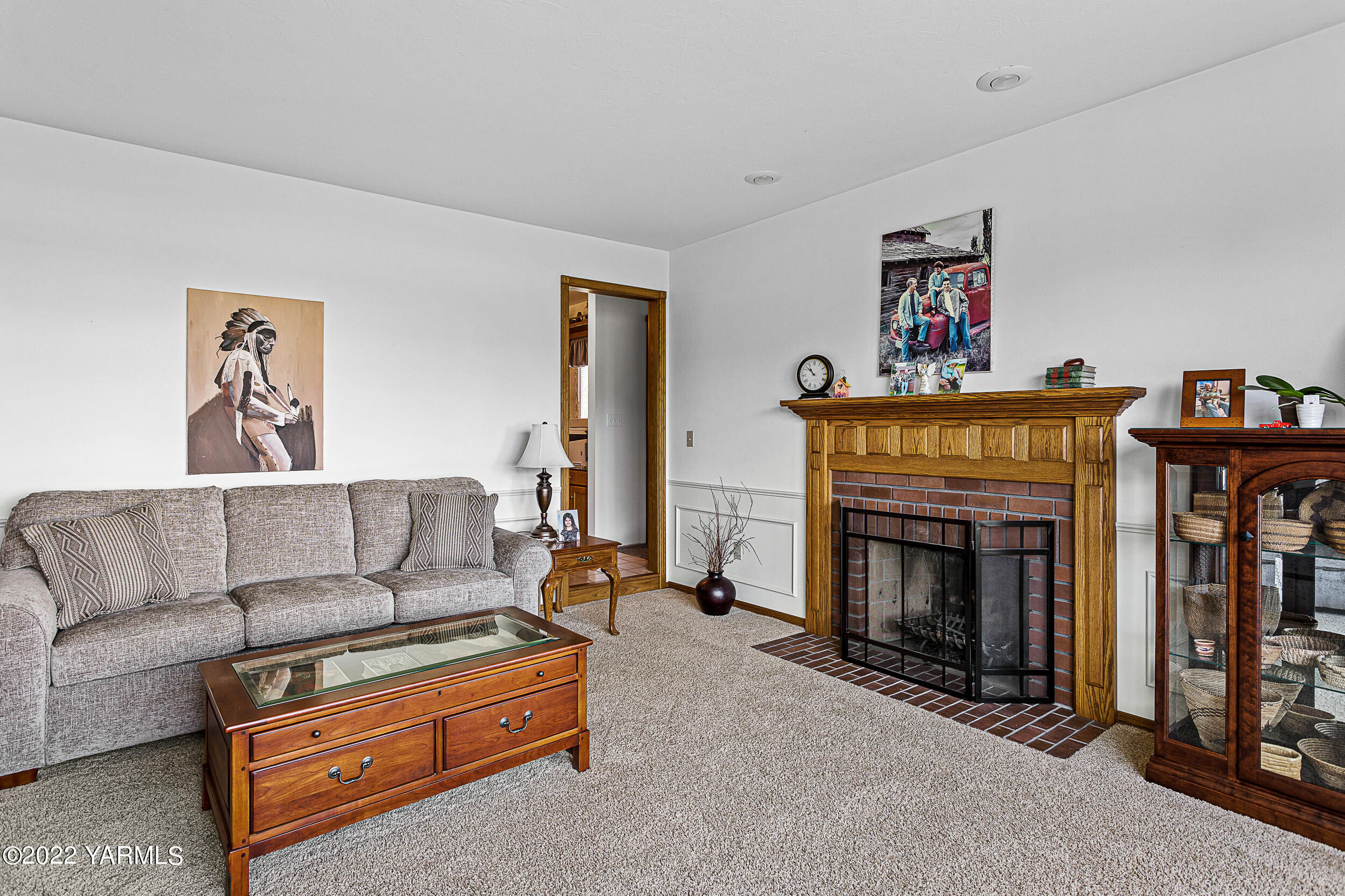 1991 Sheller Road Sunnyside, WA 98944 - Photo 6 of 33 Cozy up by the Fire
