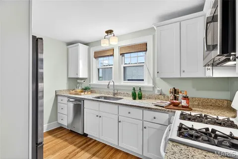 $259,900 | 2655 Louis Avenue, St. Louis, MO 63144