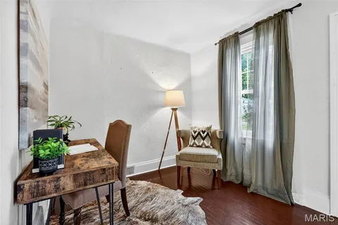 $259,900 | 2655 Louis Avenue, St. Louis, MO 63144