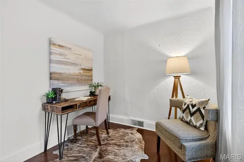 $259,900 | 2655 Louis Avenue, St. Louis, MO 63144