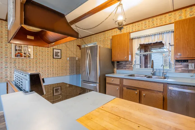 $429,000 | 4420 Bull Run Road, Gregory, MI 48137