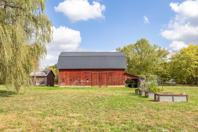 $429,000 | 4420 Bull Run Road, Gregory, MI 48137