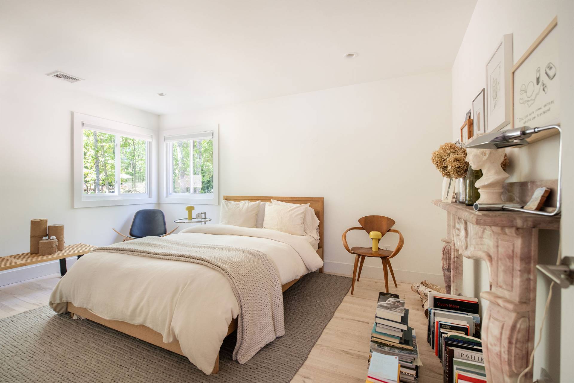 2347 Noyack Road Sag Harbor, NY 11963 - Photo 13 of 24