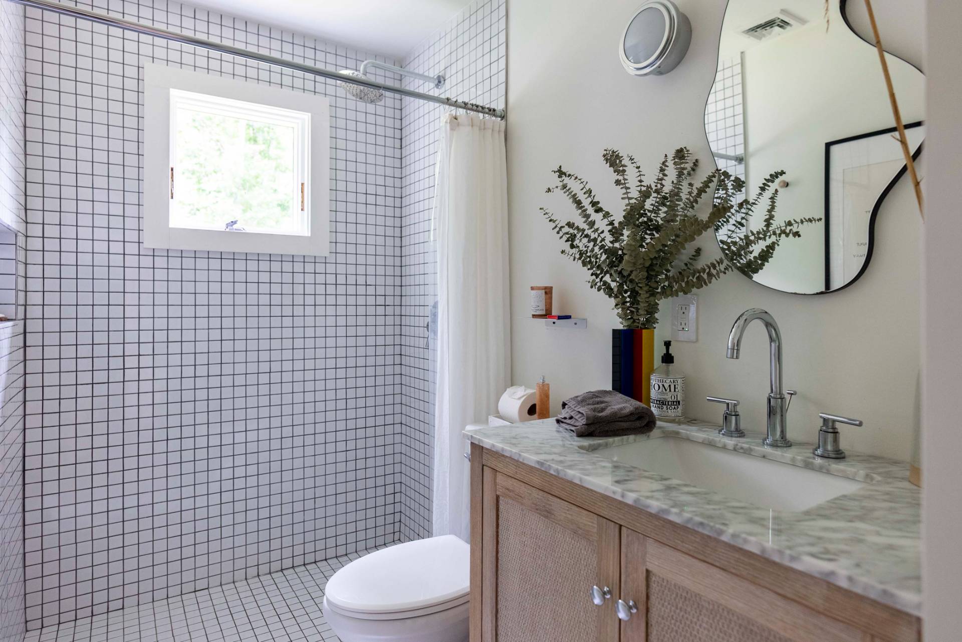 2347 Noyack Road Sag Harbor, NY 11963 - Photo 18 of 24