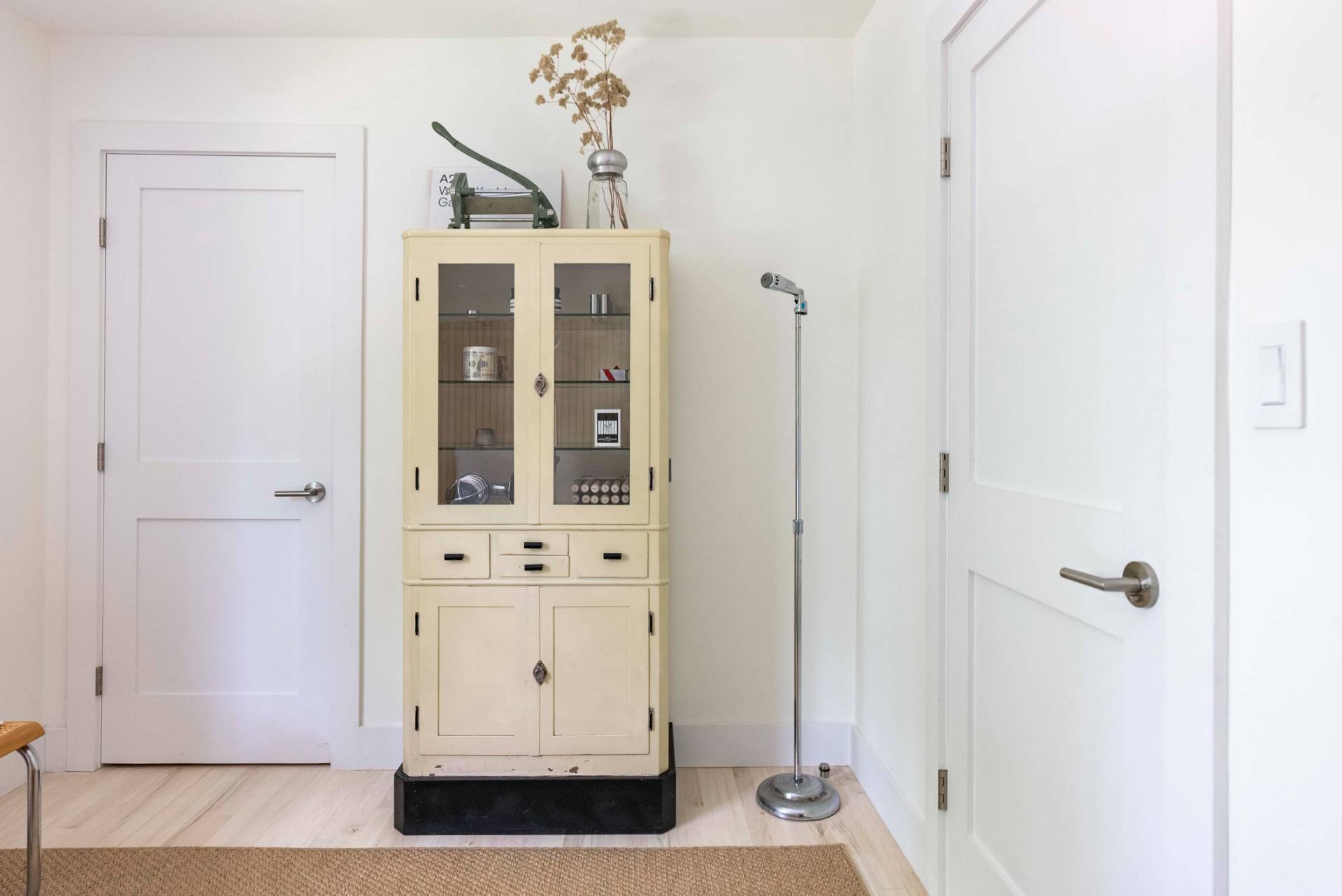 2347 Noyack Road Sag Harbor, NY 11963 - Photo 20 of 24